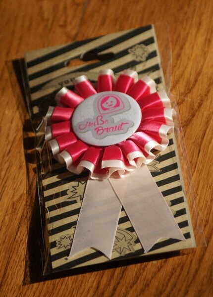 Ribbon Buttons 22 Versionen z.B. Schulkind , Beste Mama , Beste Oma