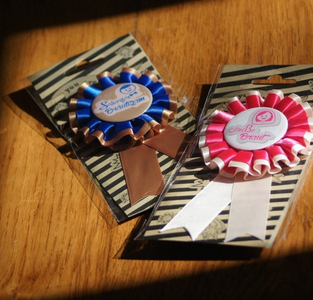 Ribbon Buttons 22 Versionen z.B. Schulkind , Beste Mama , Beste Oma