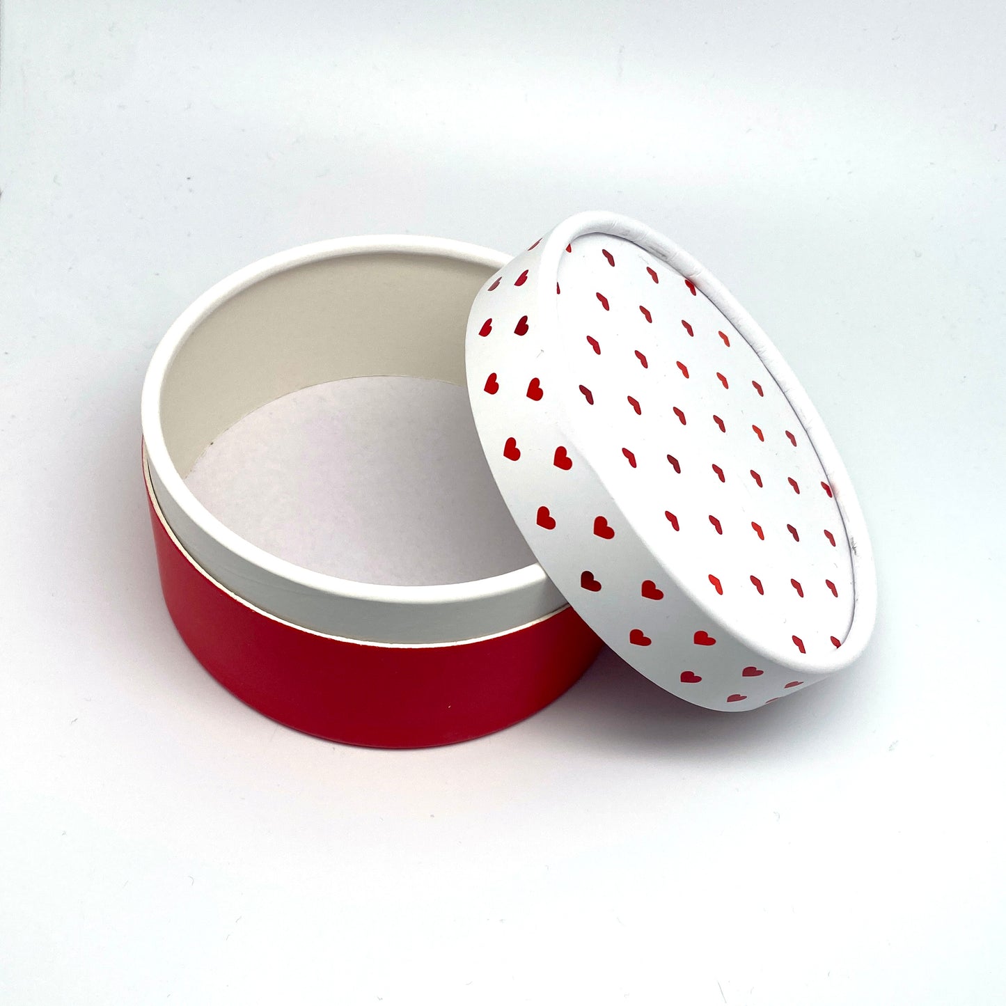 Runde Box mit Herzen - Paper Tube