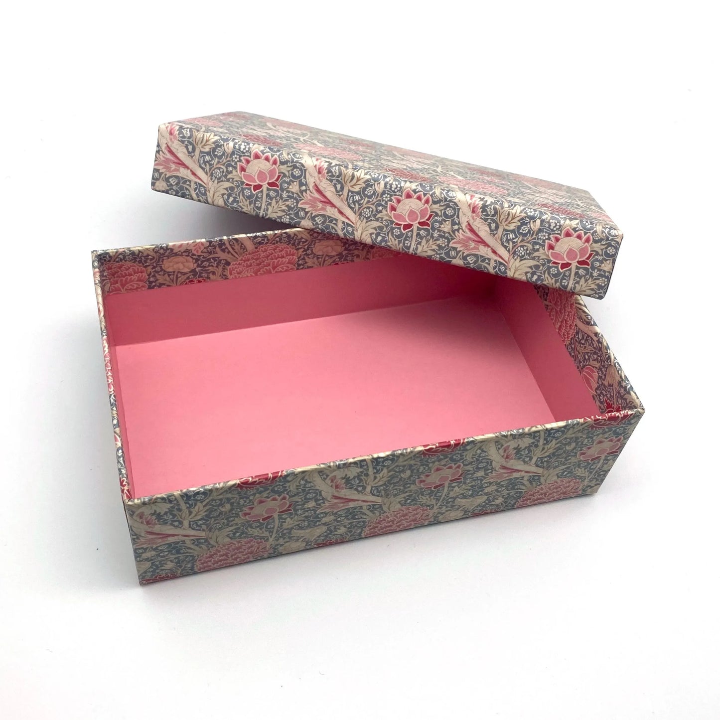 Box - William Morris Muster