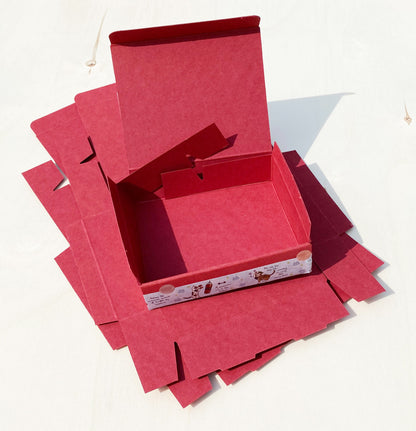 Rote Box aus Karton zum Selbstaufbau - Plano Box